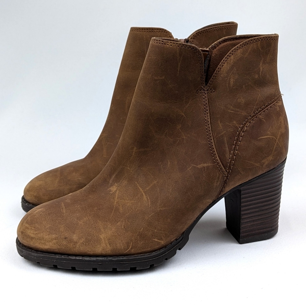 Clarks Verona Trish Ankle Boot Distressed Leather Block Heel Side Zip Notched 7